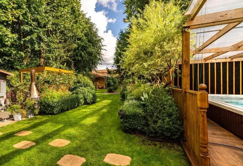 Newmarket Boutique Apartments