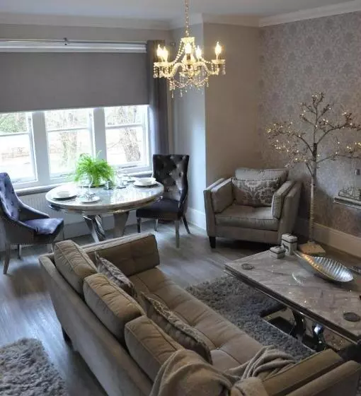 Newmarket Boutique Apartments