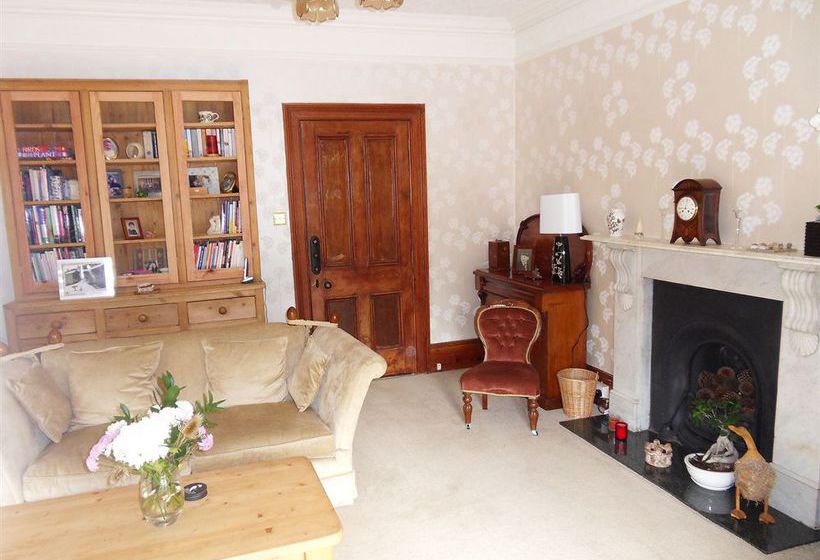 פנסיון Countisbury Lodge