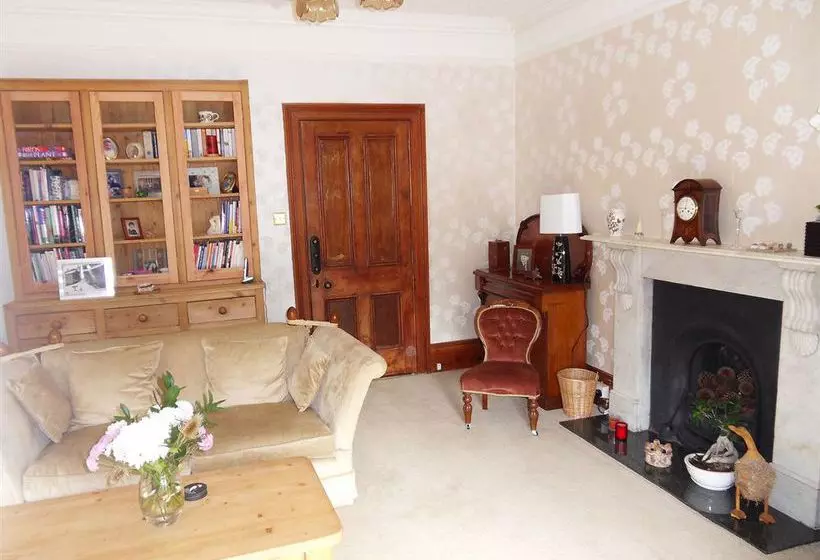 Пансион Countisbury Lodge