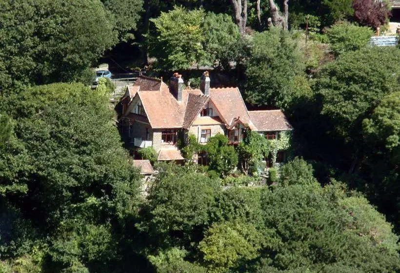 Пансион Countisbury Lodge