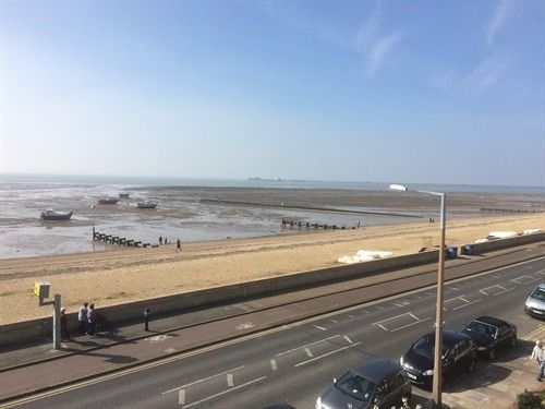 بنسيون Waverley Guest House