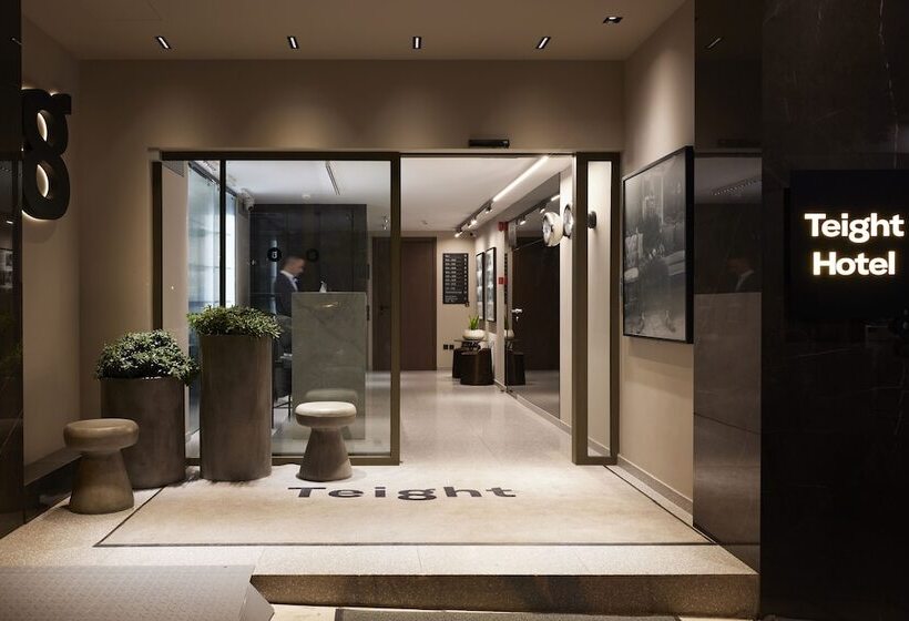 فندق Teight