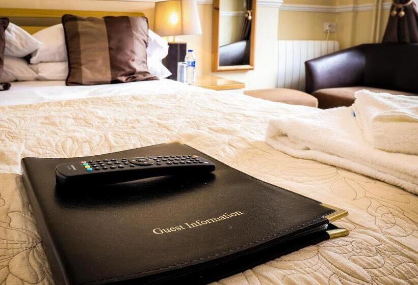 مبيت وإفطار Beach Front Guest House