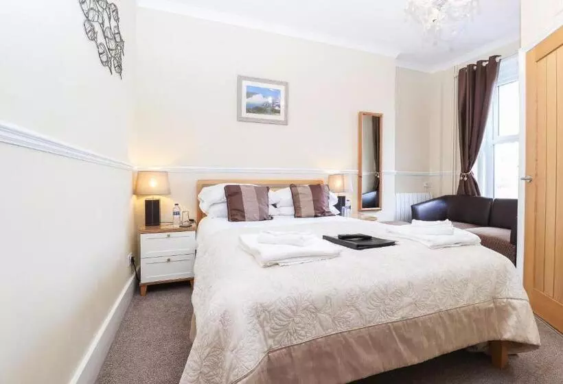 ベッドアンドブレックファースト Beach Front Guest House