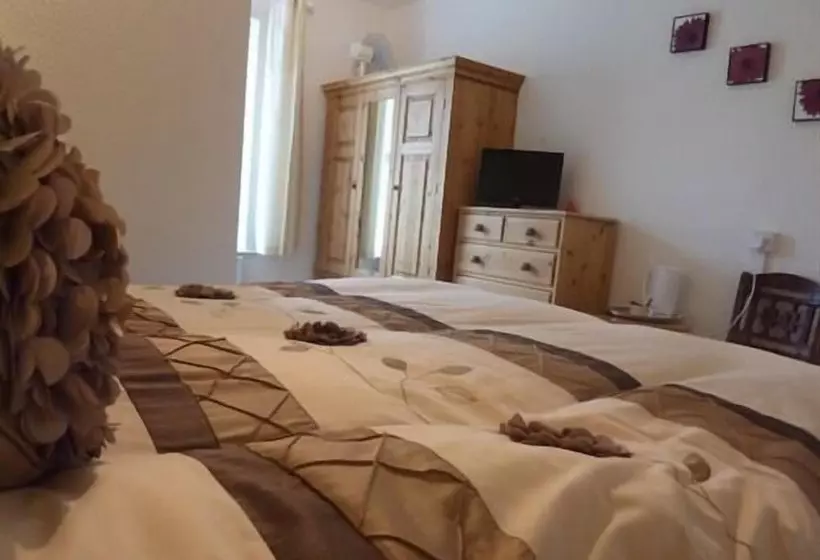 مبيت وإفطار The Stanley Guest House