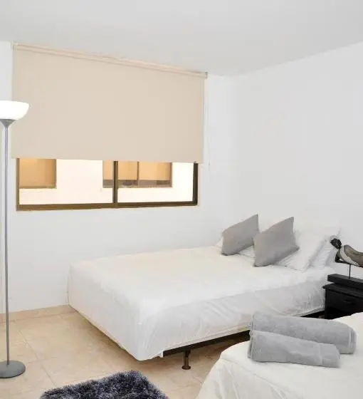 ホテル Axis Inn By Geh Suites