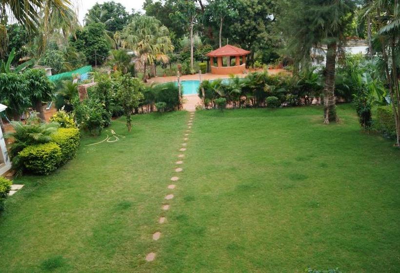 ホテル Badami Court