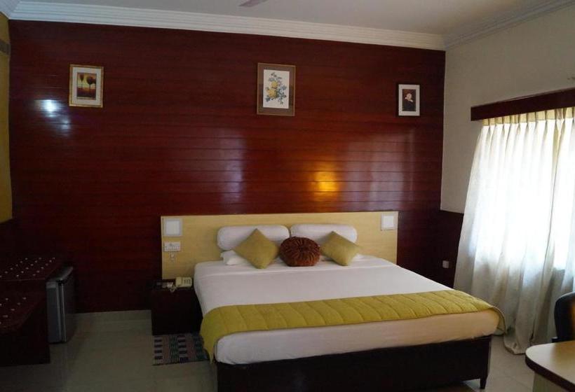 ホテル Badami Court