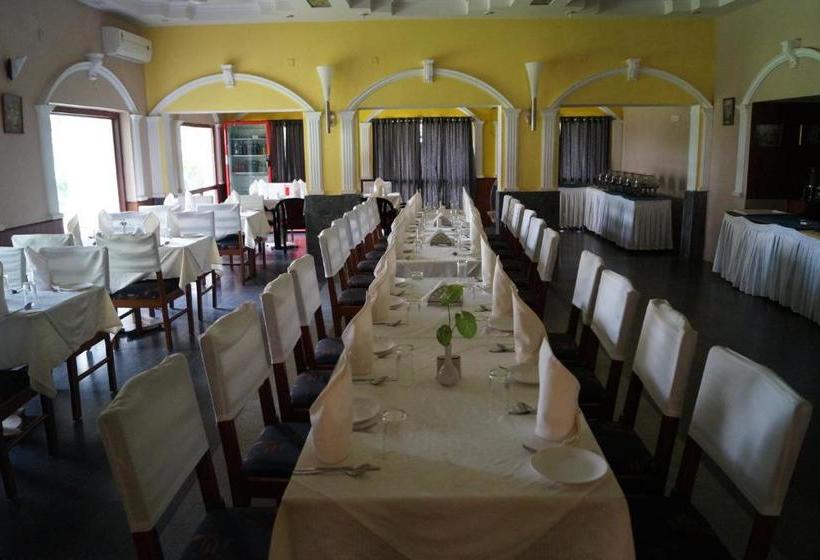 ホテル Badami Court