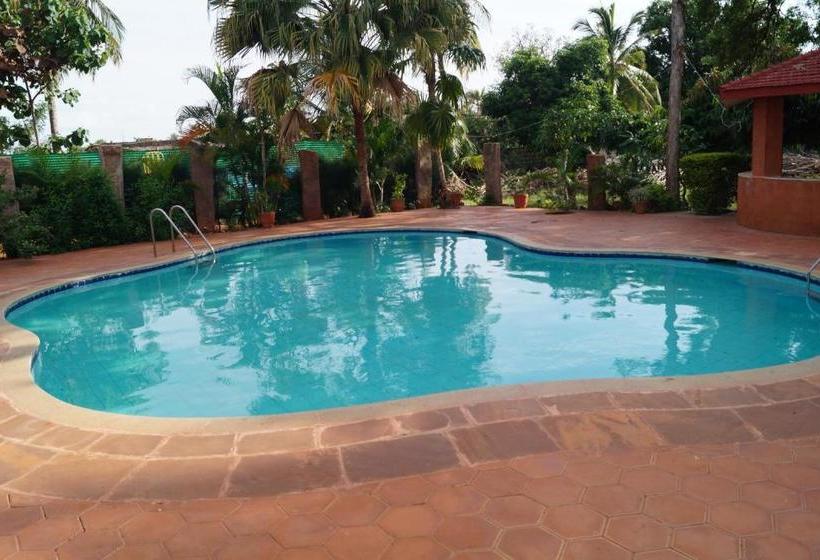 ホテル Badami Court