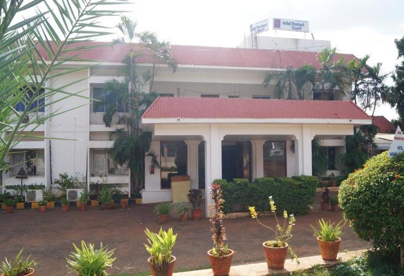 ホテル Badami Court