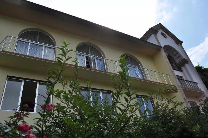 هتل Casanova Inn  Boutique