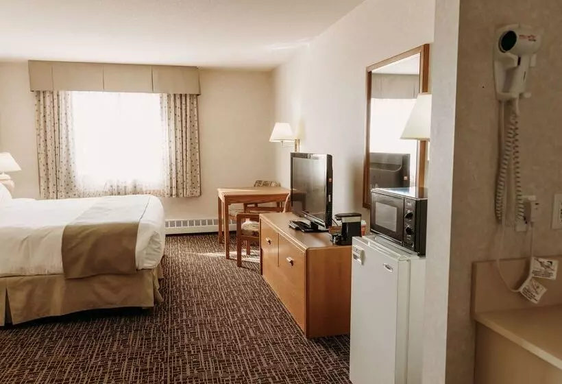 فندق Coast Fort St John