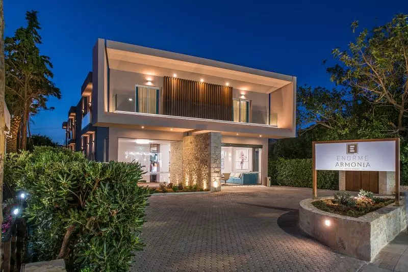 호텔 Enorme Armonia Beach Resort