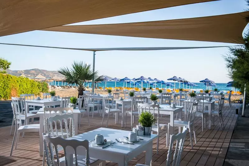 호텔 Enorme Armonia Beach Resort