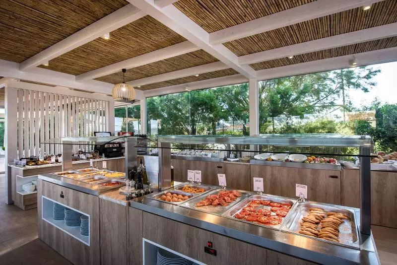 호텔 Enorme Armonia Beach Resort