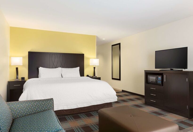 فندق Hampton Inn Fairmont