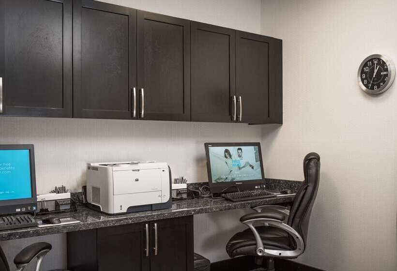 فندق Hampton Inn & Suites La Crosse Downtown