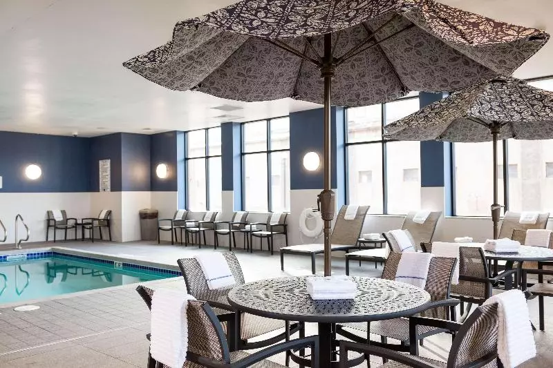 ホテル Hampton Inn & Suites La Crosse Downtown