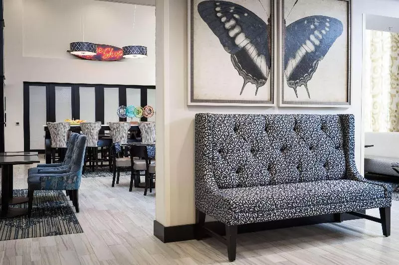 ホテル Hampton Inn & Suites La Crosse Downtown