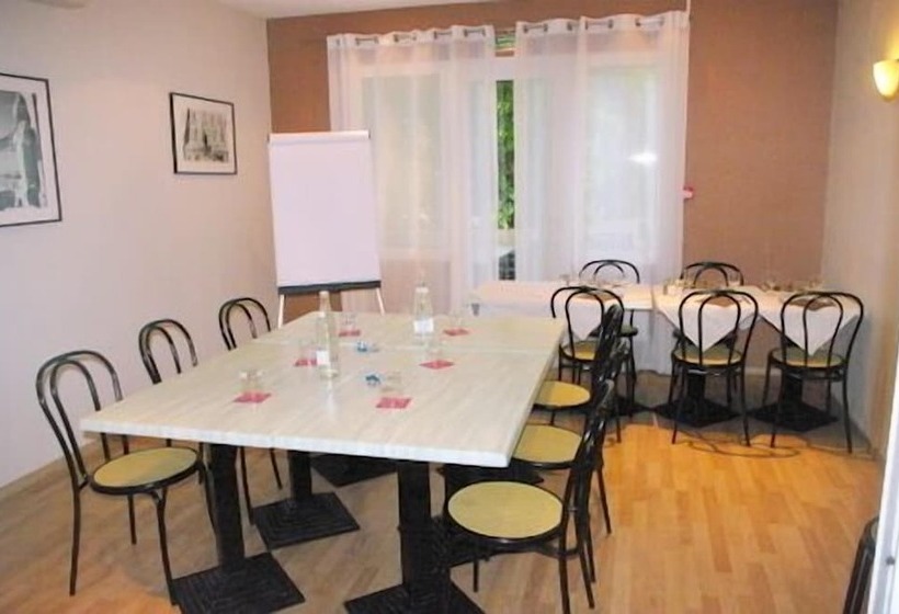 هتل Du Moulin à Vent Gerland