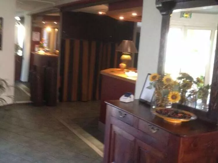 هتل Du Moulin à Vent Gerland