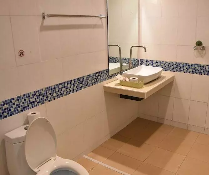 酒店 Kathalee Beach Resort & Spa