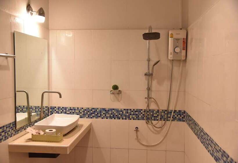 בית מלון כפרי Kathalee Beach Resort & Spa