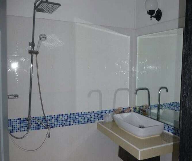 בית מלון כפרי Kathalee Beach Resort & Spa