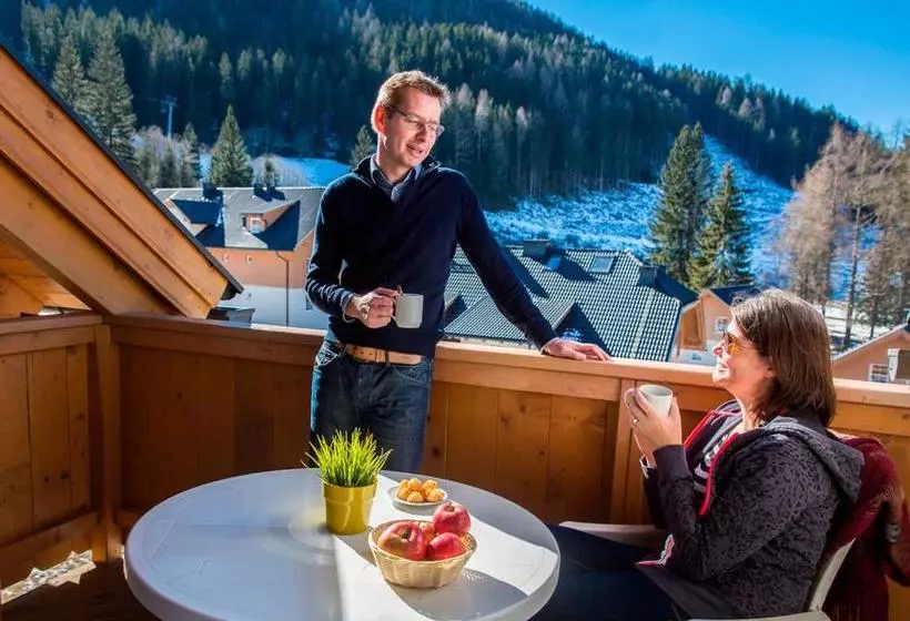 Отель Landal Bad Kleinkirchheim