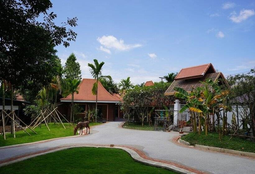 בית מלון כפרי Lubee Chiang Mai