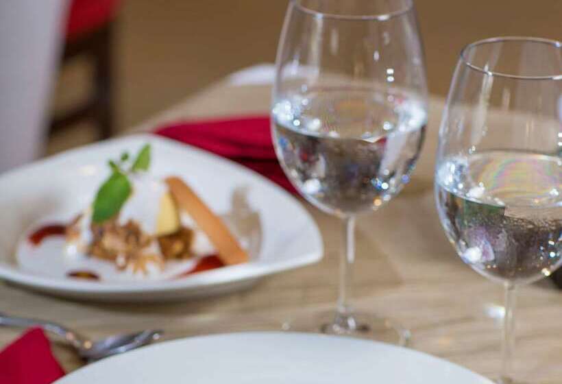 هتل Mercure Cayenne Royal Amazonia