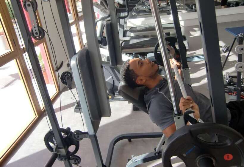 هتل Mercure Cayenne Royal Amazonia