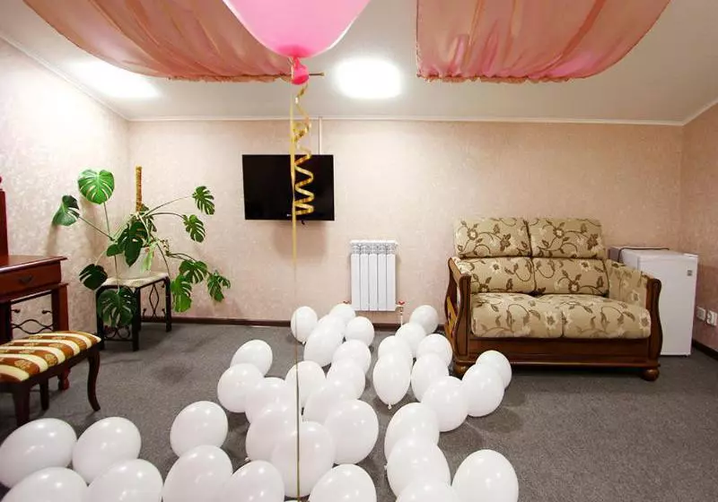 فندق Planet Plus