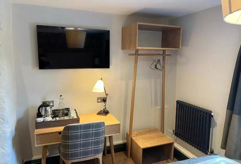 בית מלון כפרי Queens Head Inn, Tirril