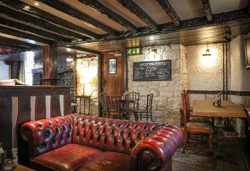 בית מלון כפרי Queens Head Inn, Tirril