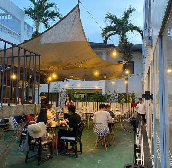 호텔 Seabird International Resort