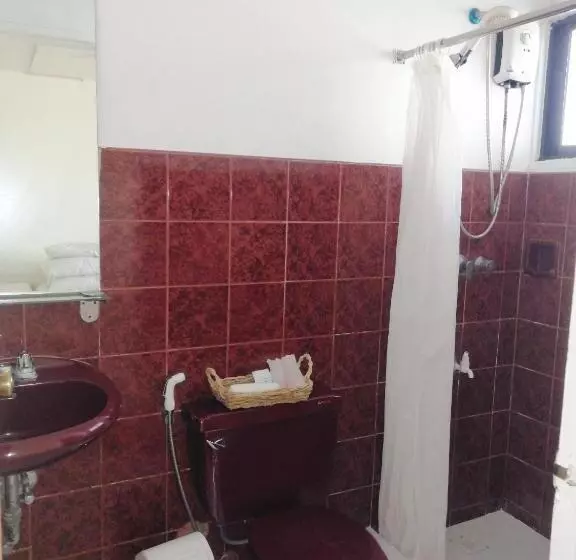 Отель Seabird International Resort