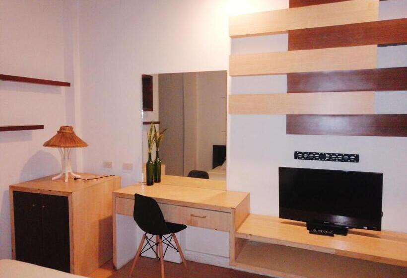 호텔 Seabird International Resort