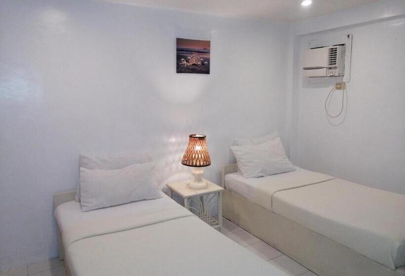 호텔 Seabird International Resort