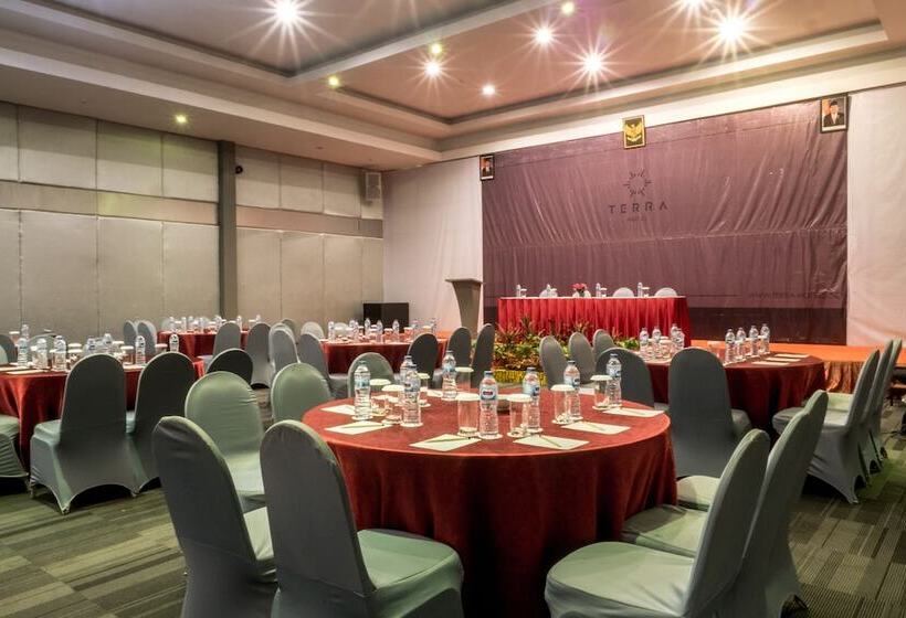 酒店 The Hills Batam