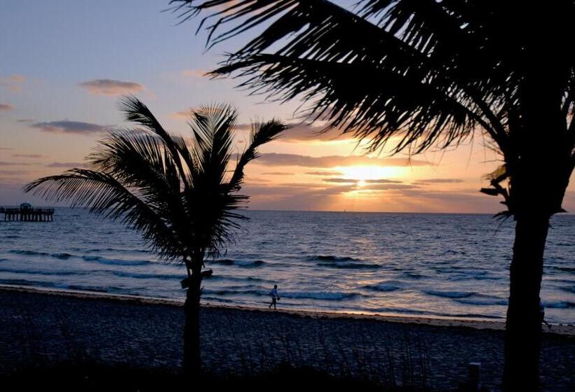 فندق Windjammer Resort And Beach Club