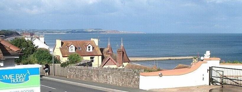 بنسيون Lyme Bay House