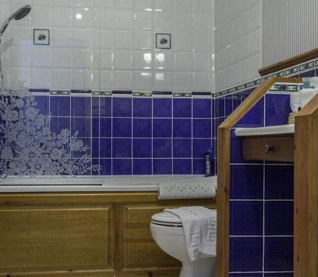 بنسيون Lyme Bay House