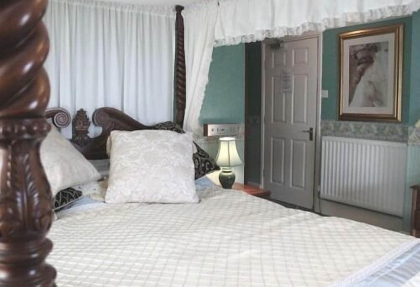 بنسيون Lyme Bay House