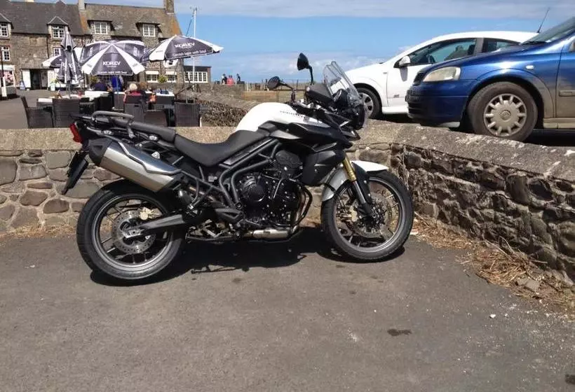 تختخواب و صبحانه Rose Bank Guest House