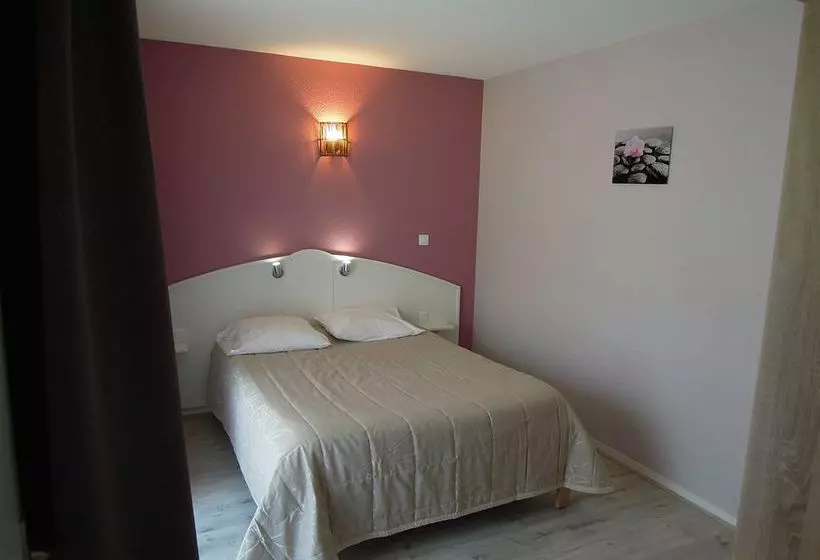 Grands Chenes Du Parc