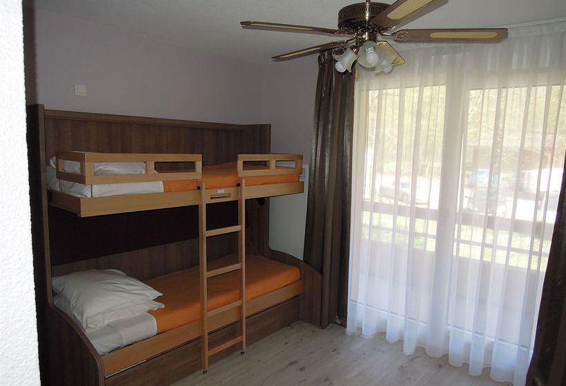 Grands Chenes Du Parc