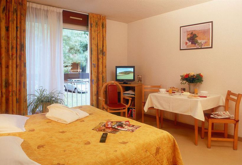 Grands Chenes Du Parc